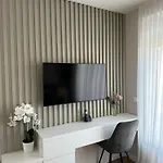 Bozur-a Modern And Comfy Place For 3 Persons