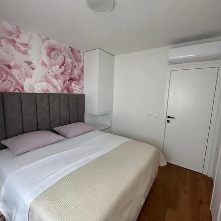 Bozur-a Modern And Comfy Place For 3 Persons Zadar