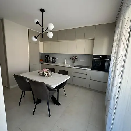 Apartment Bozur *