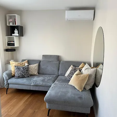 Bozur-a Modern And Comfy Place For 3 Persons Daire Zadar