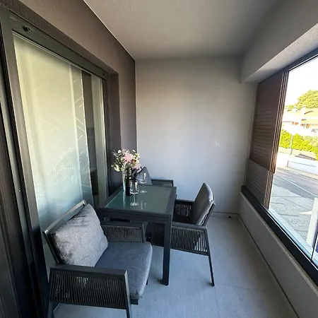 Bozur-a Modern And Comfy Place For 3 Persons Daire Zadar