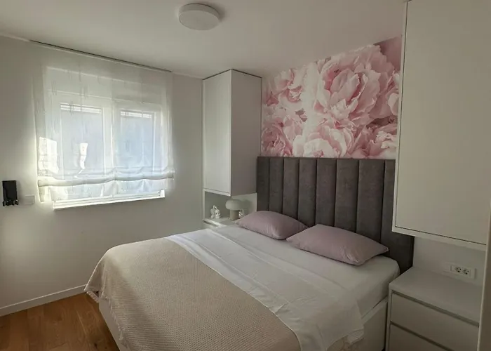 Bozur-a Modern And Comfy Place For 3 Persons * 扎达尔