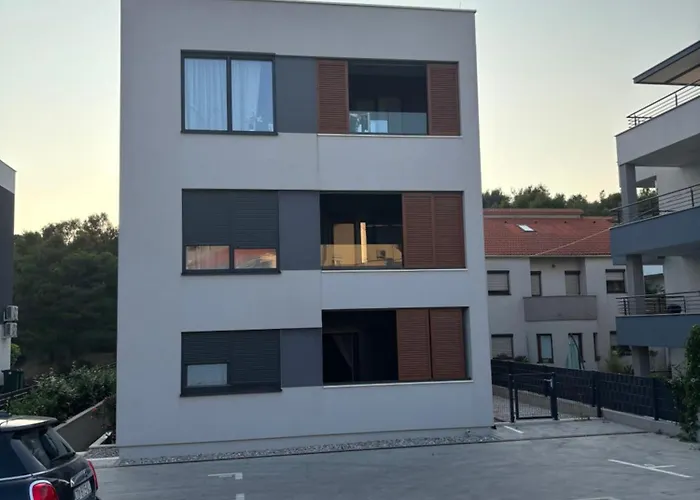 公寓 Bozur-a Modern And Comfy Place For 3 Persons